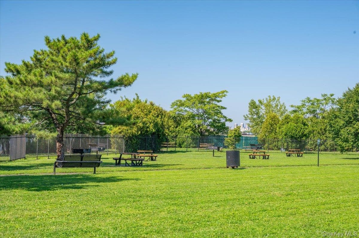 56 Heron Lane Unit: 393 thumbnail 25