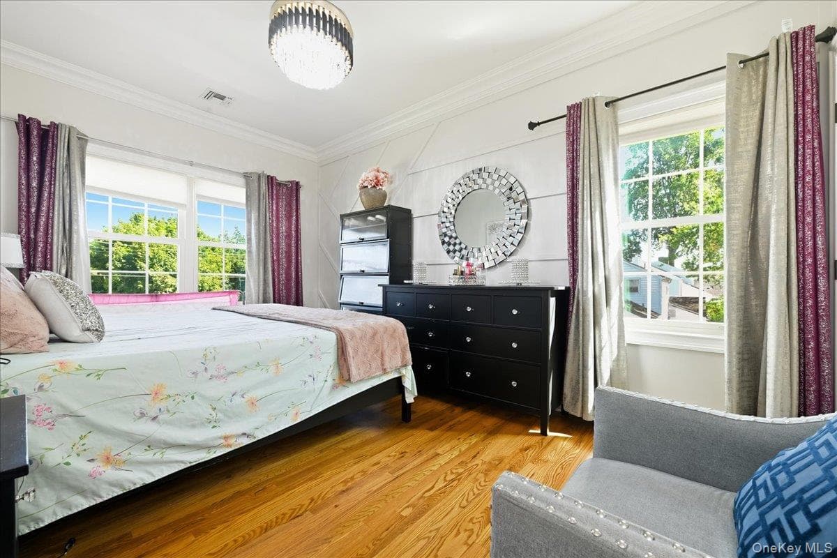 136 Oak Street thumbnail 19