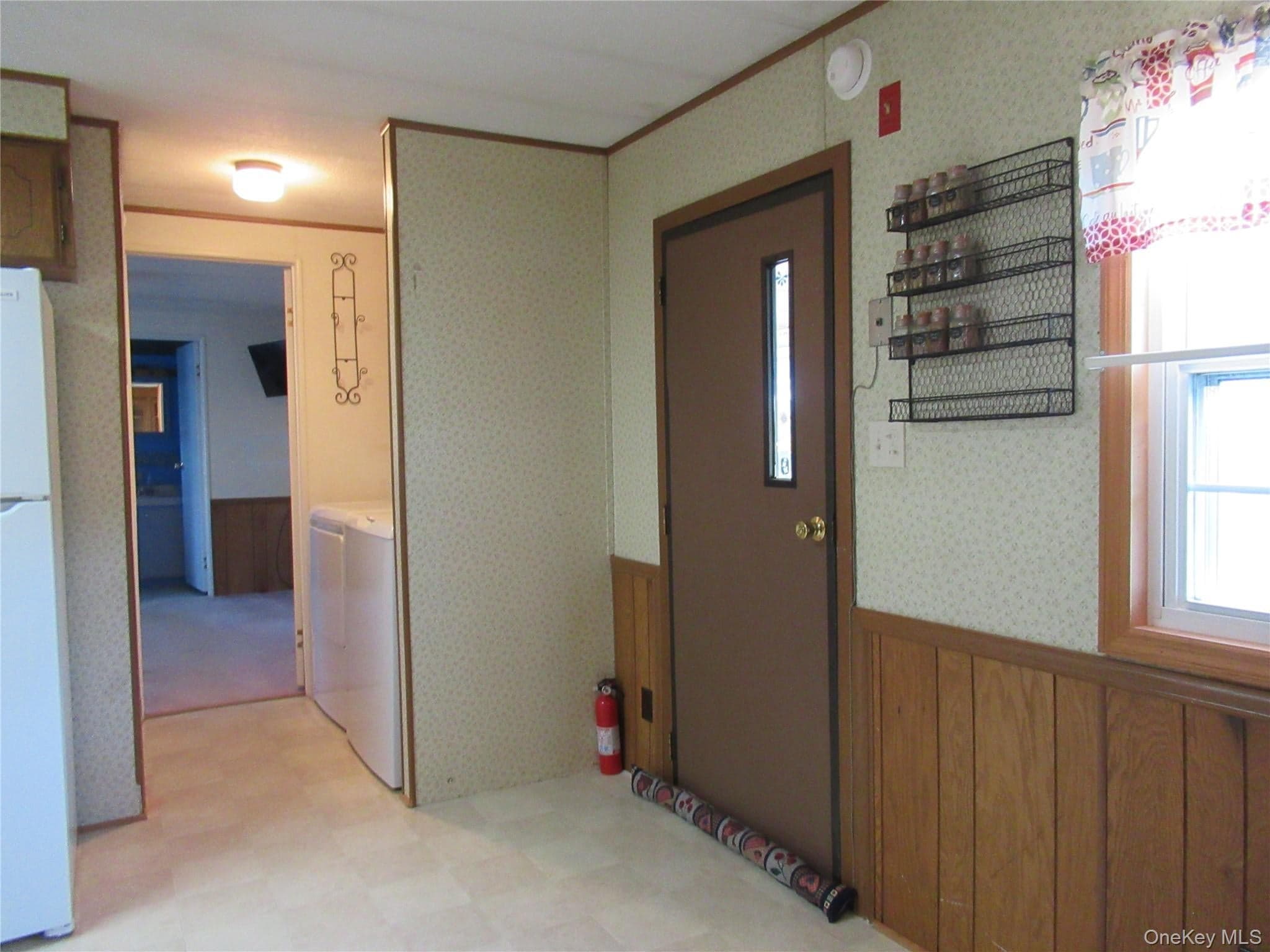 109 Bluebird Way thumbnail 12