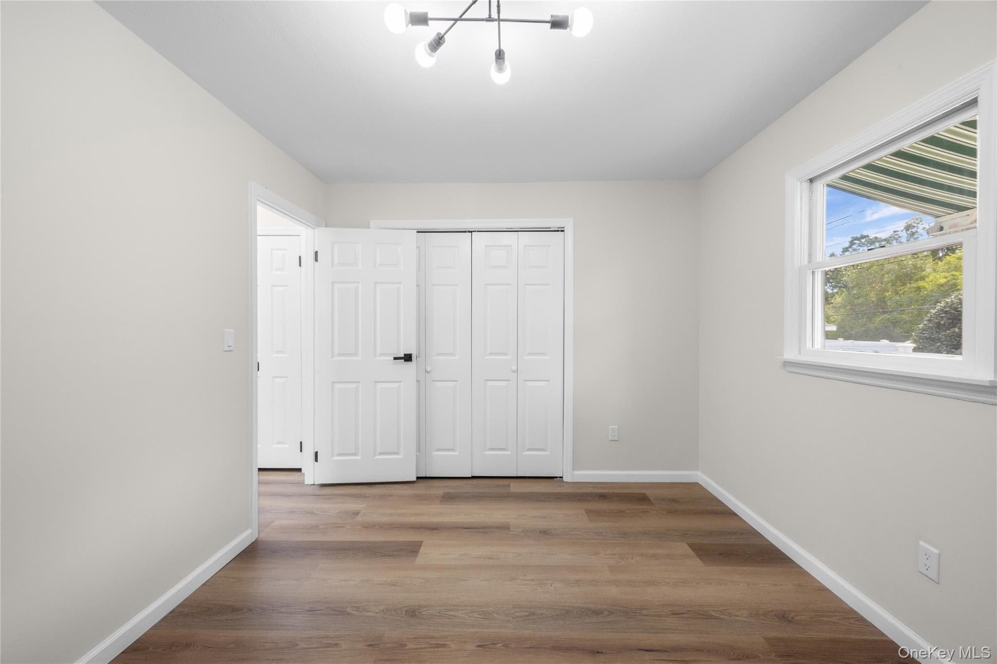 163 Avondale Drive thumbnail 24
