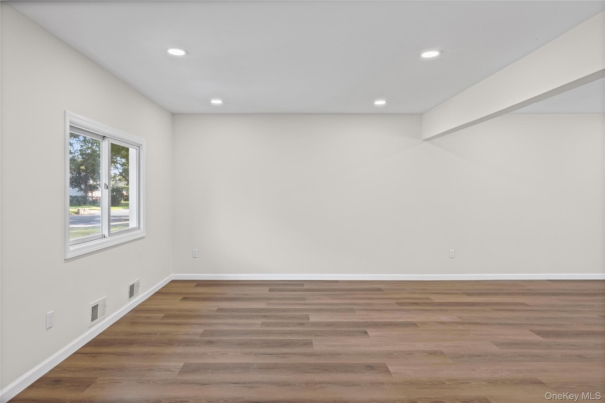163 Avondale Drive thumbnail 36