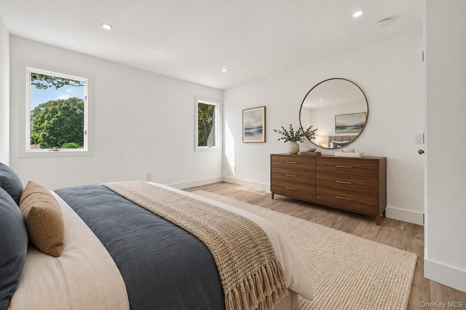 34 Pinelawn Avenue thumbnail 37