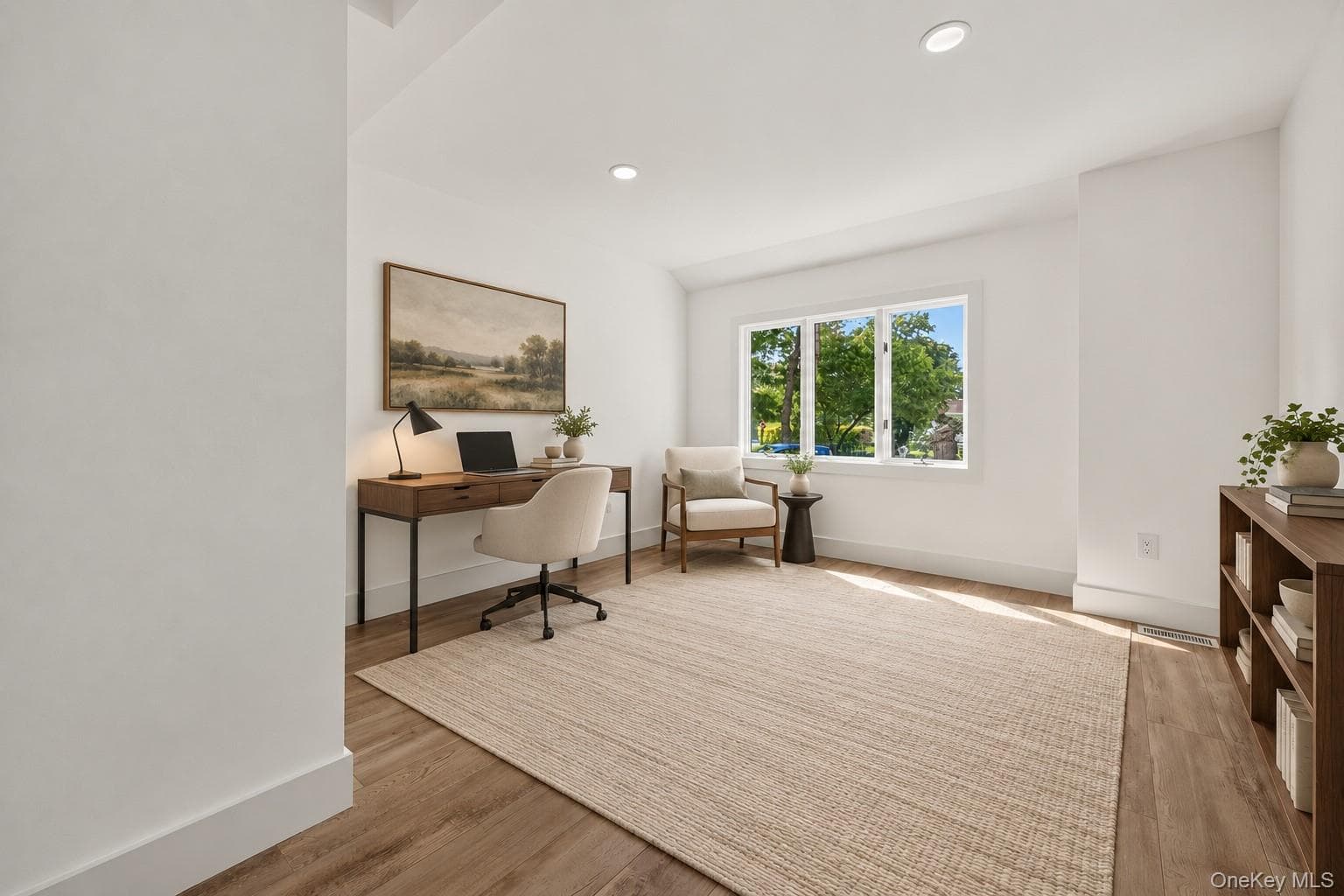 34 Pinelawn Avenue thumbnail 24
