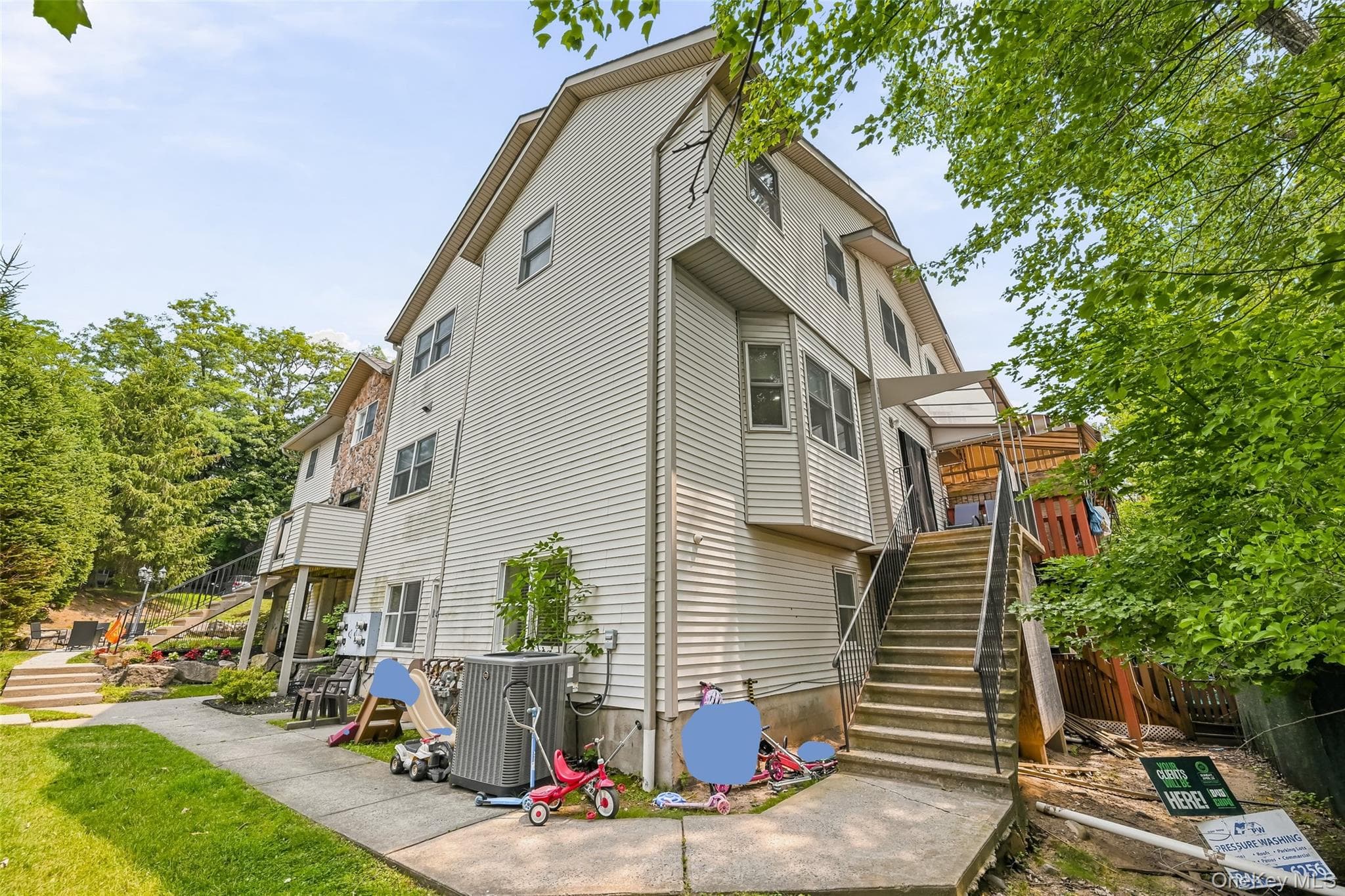 4 Spruill Court thumbnail 2