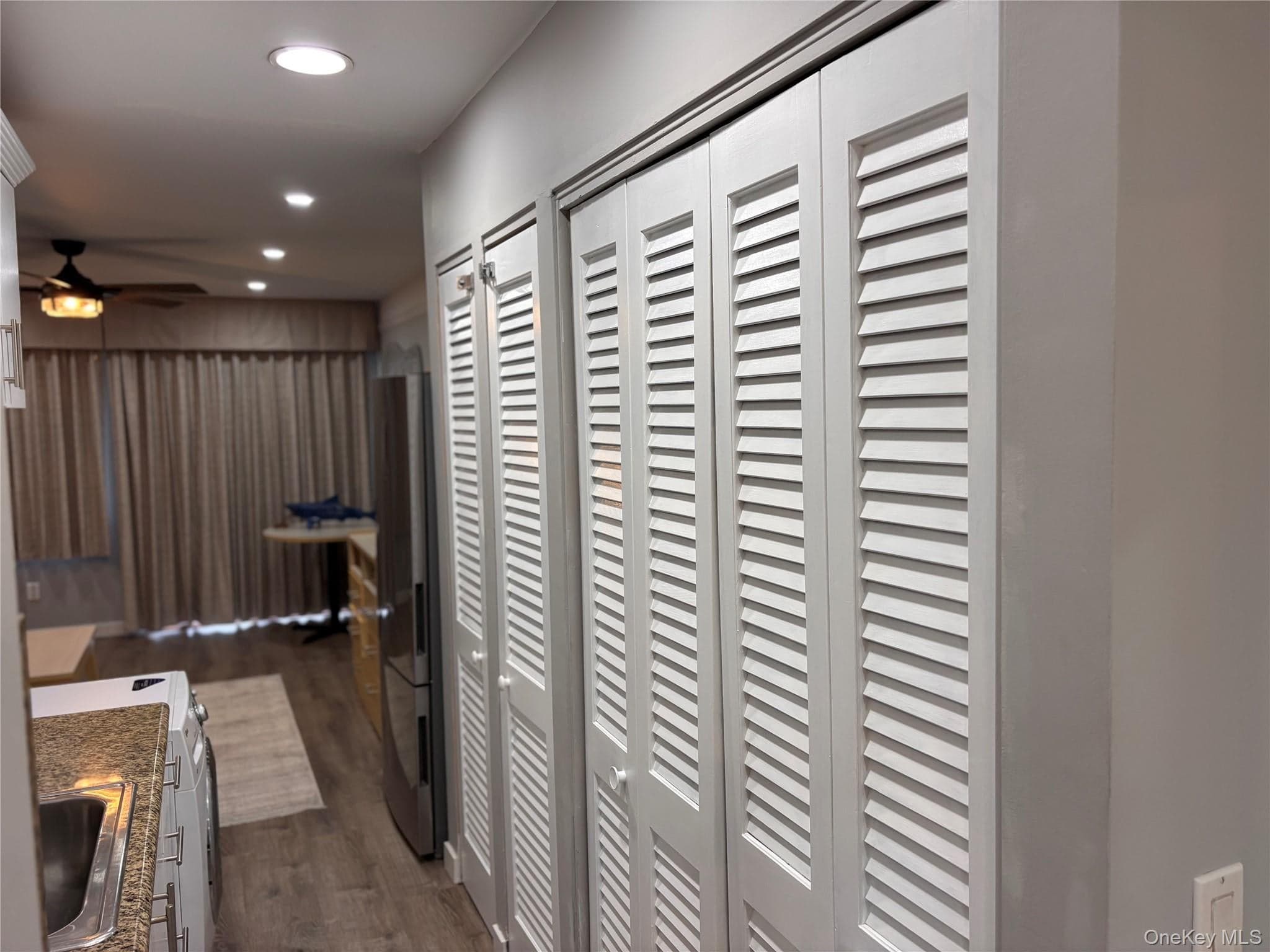 131 S Emerson Avenue Unit: 224 thumbnail 3