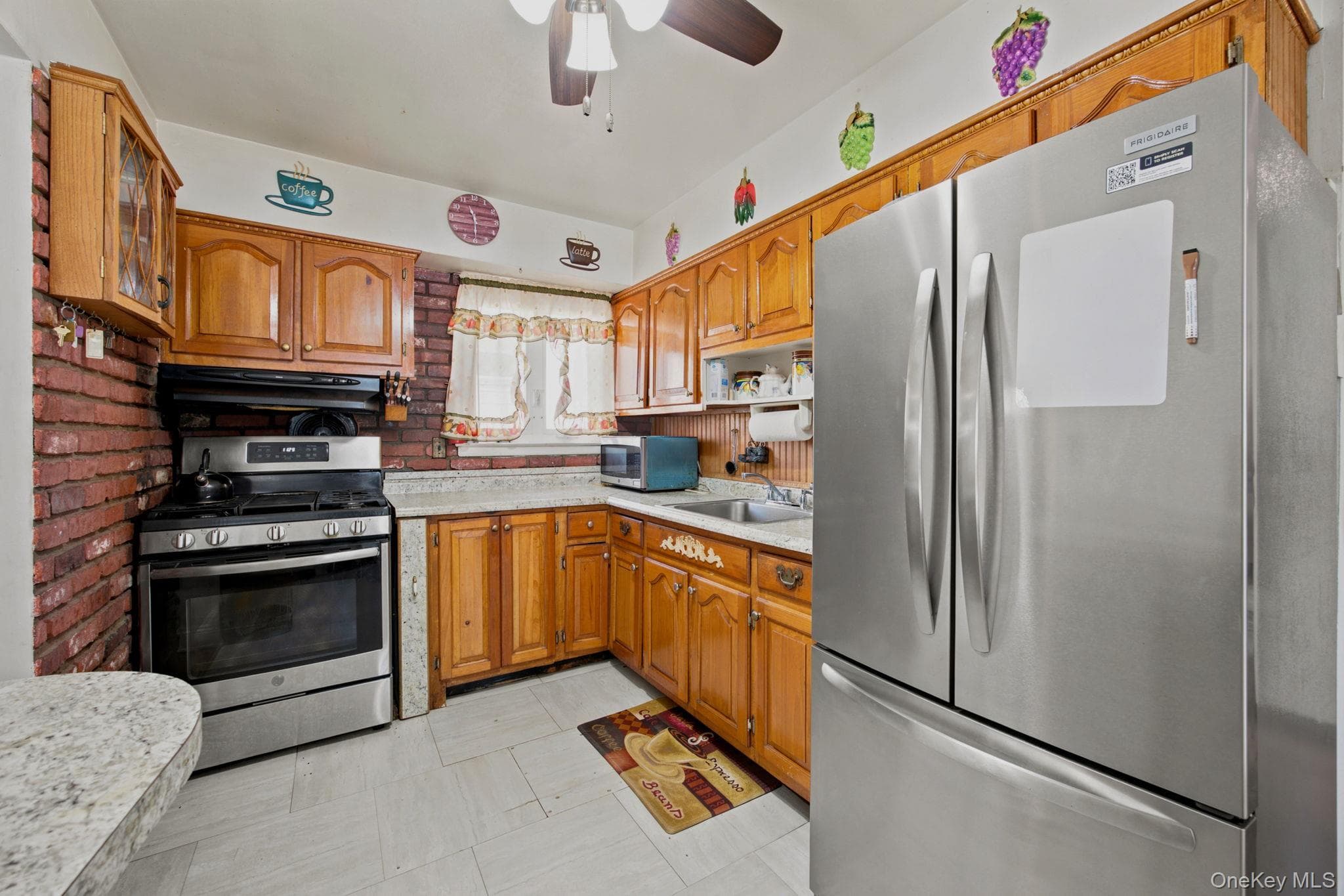 983 Cayuga Road thumbnail 6