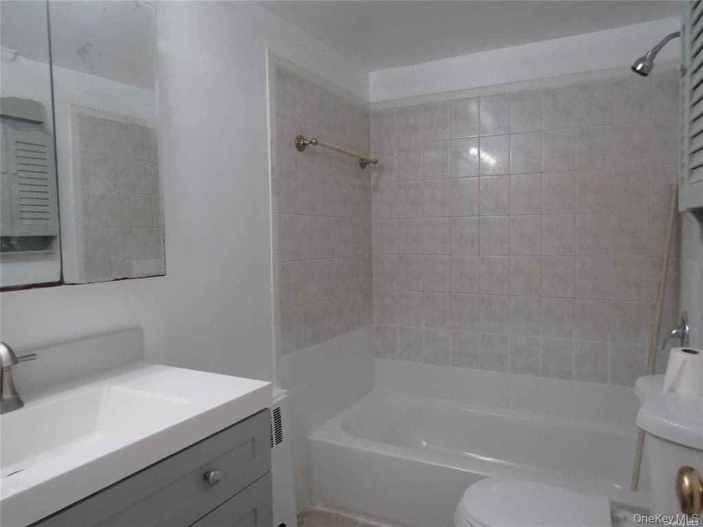 Address Withheld By Request thumbnail 8