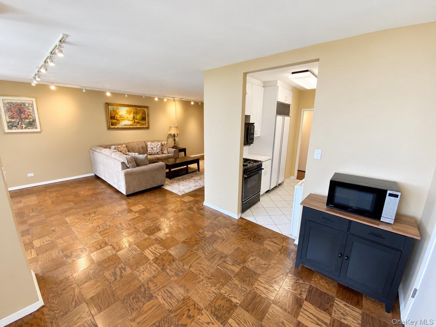 27010 Grand Central Parkway Unit: 10S thumbnail 6