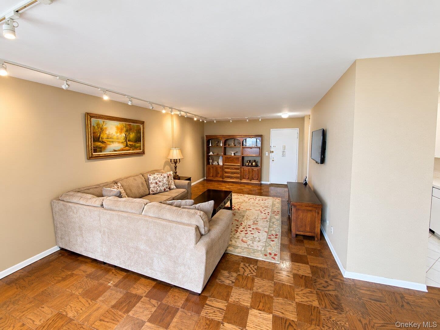 27010 Grand Central Parkway Unit: 10S thumbnail 4