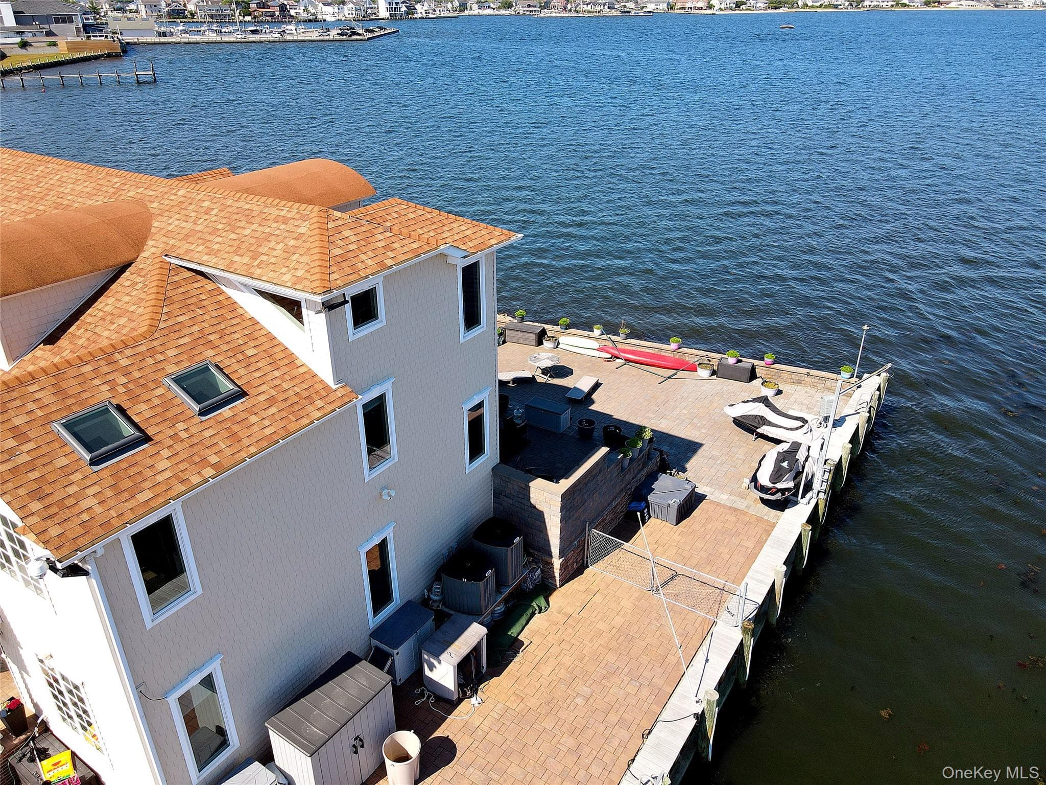 75 Yacht Club Road thumbnail 4