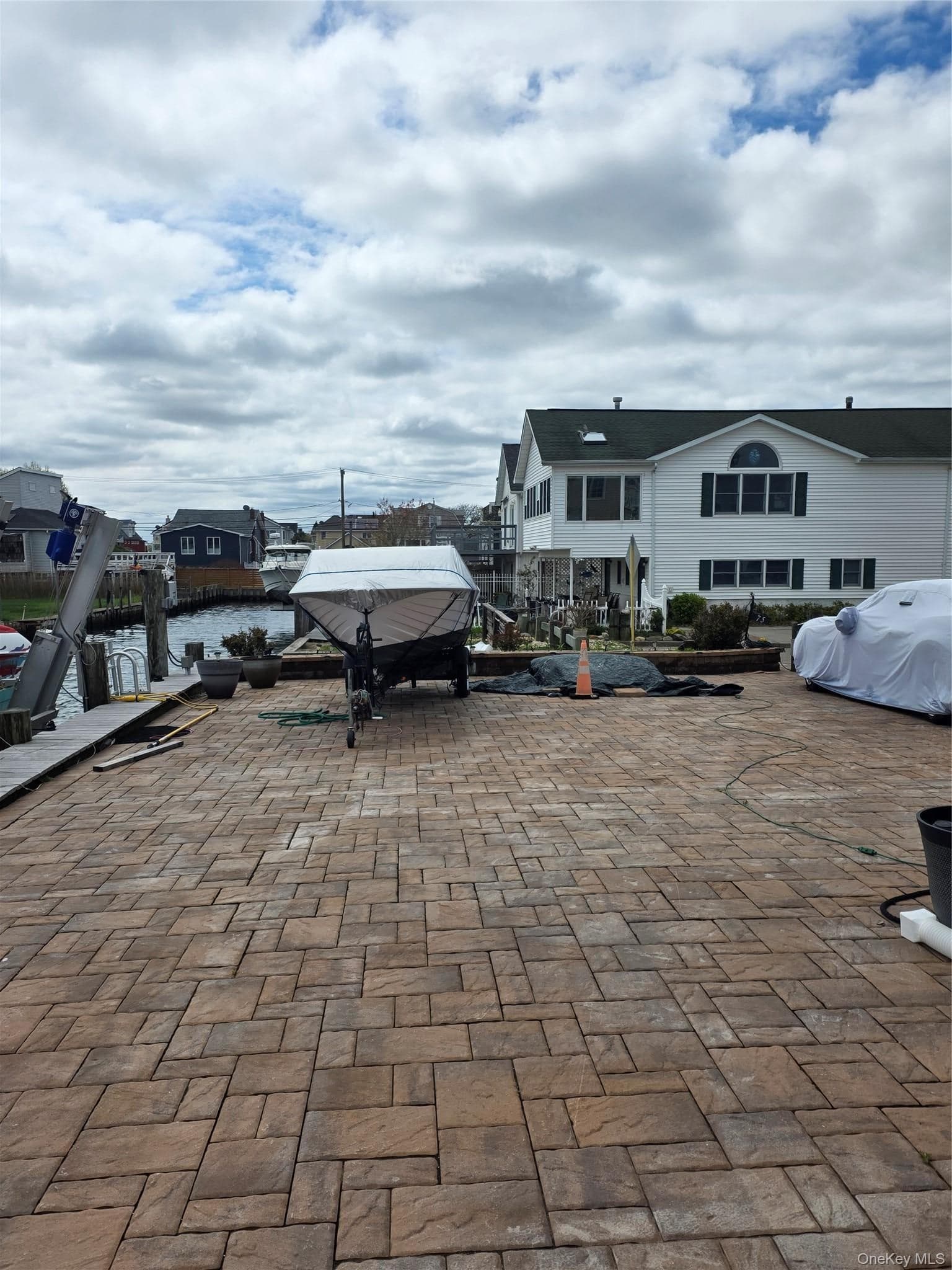 75 Yacht Club Road thumbnail 11