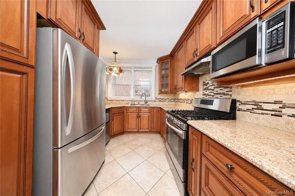 1625 Emmons Avenue Unit: DD thumbnail 8