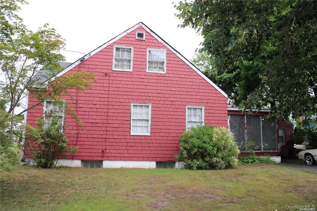 361 Walton Street thumbnail 4