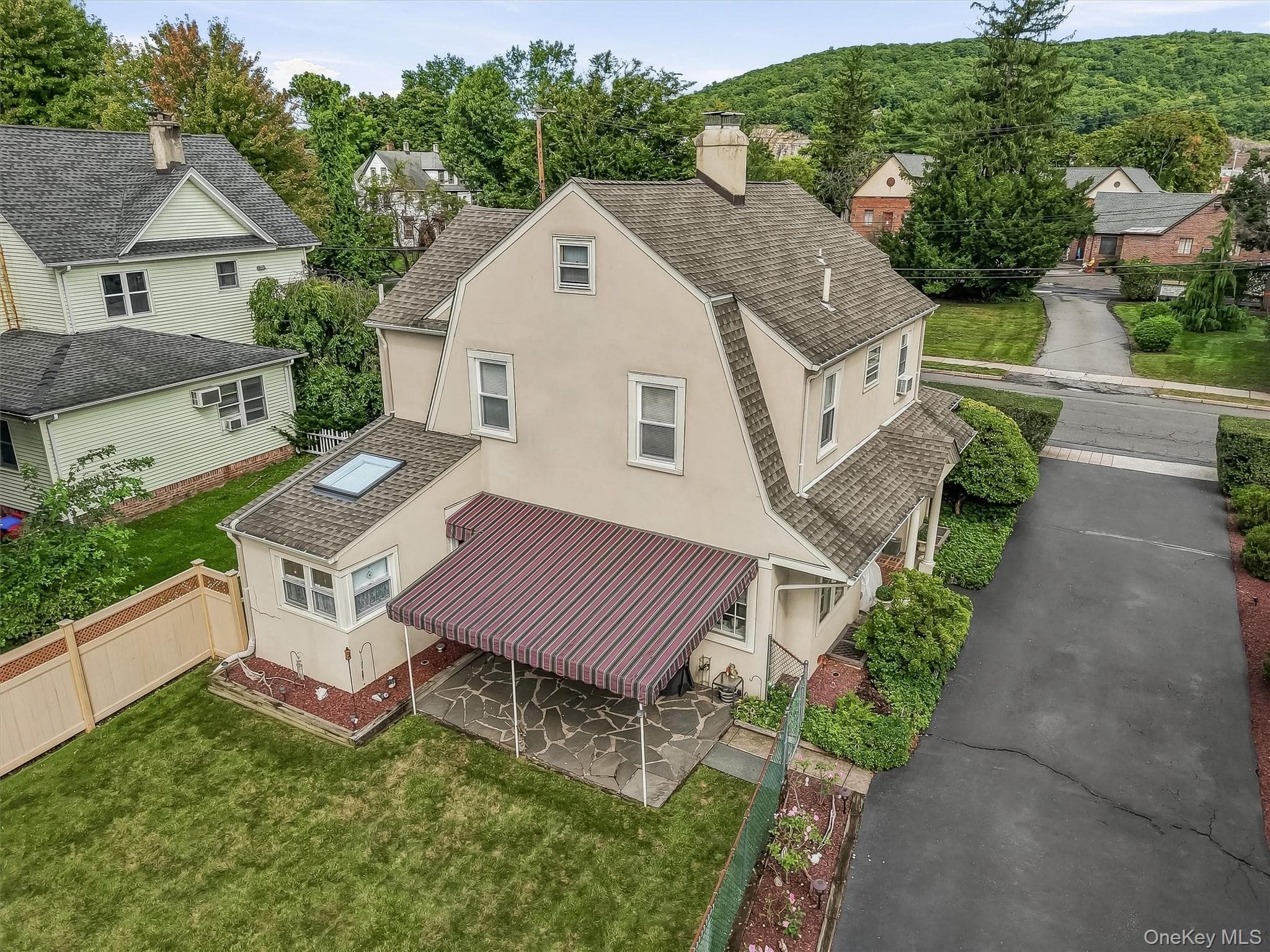 61 E Maple Avenue thumbnail 49