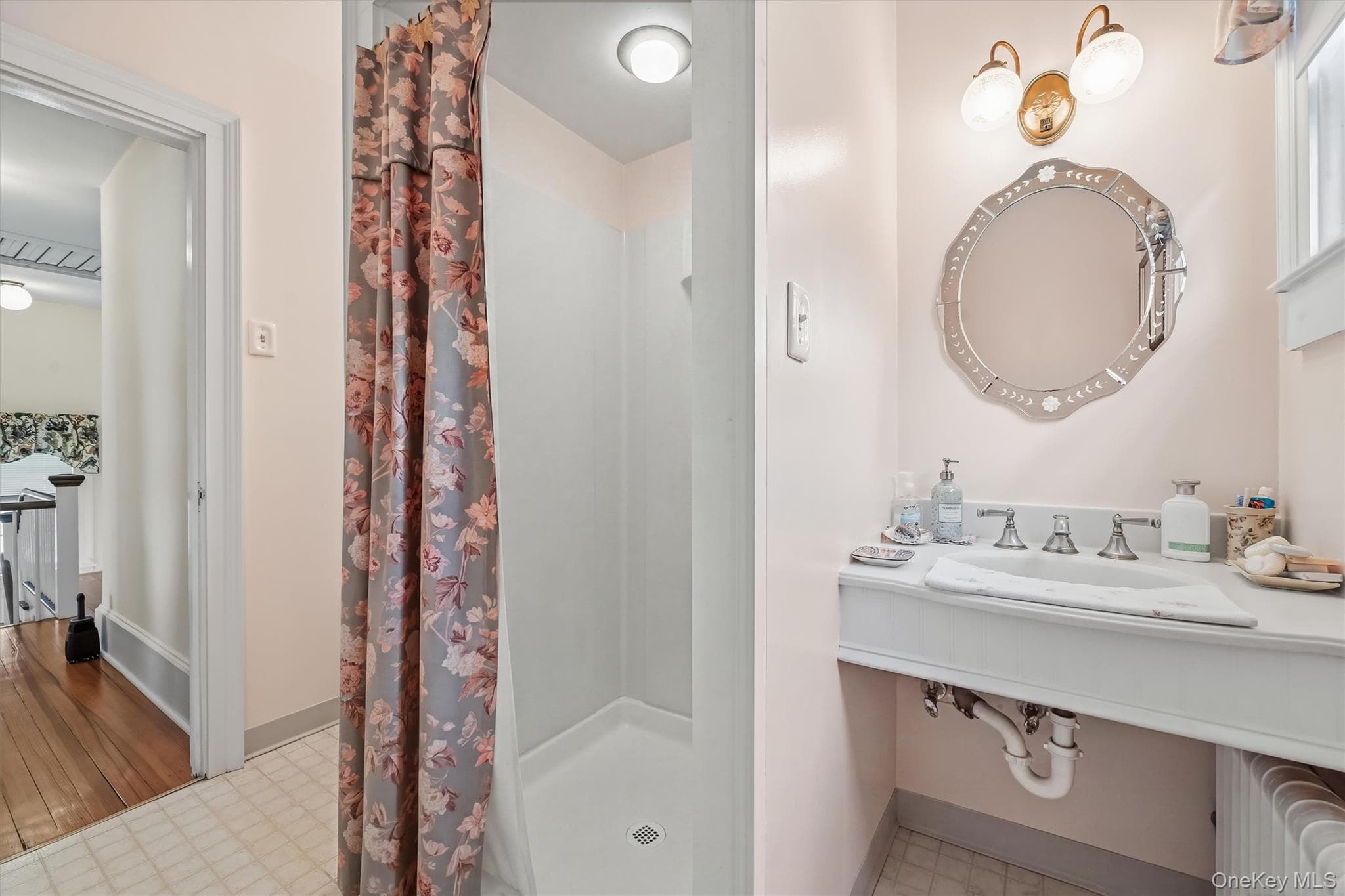 61 E Maple Avenue thumbnail 40