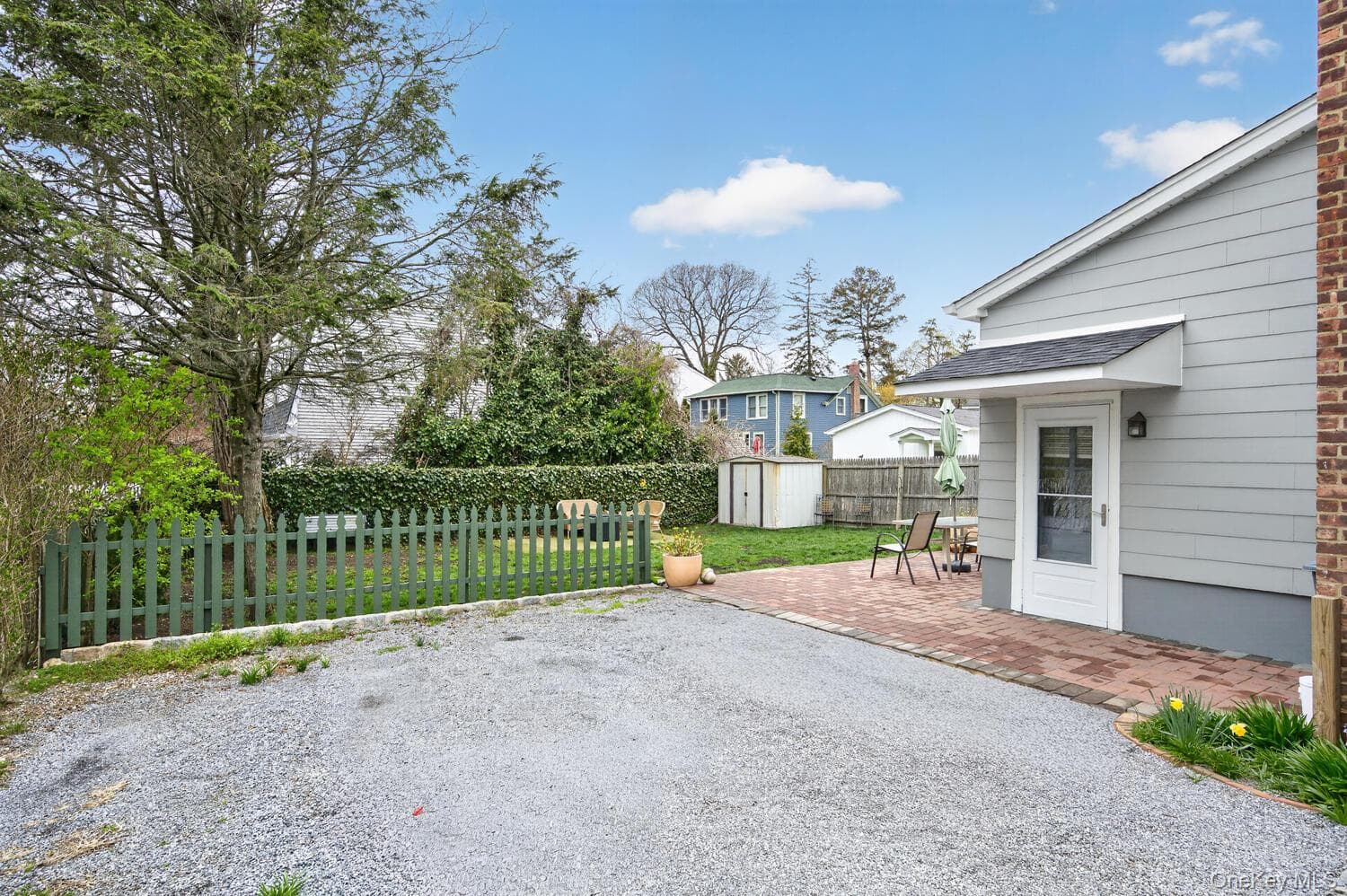 22 Perry Avenue thumbnail 22
