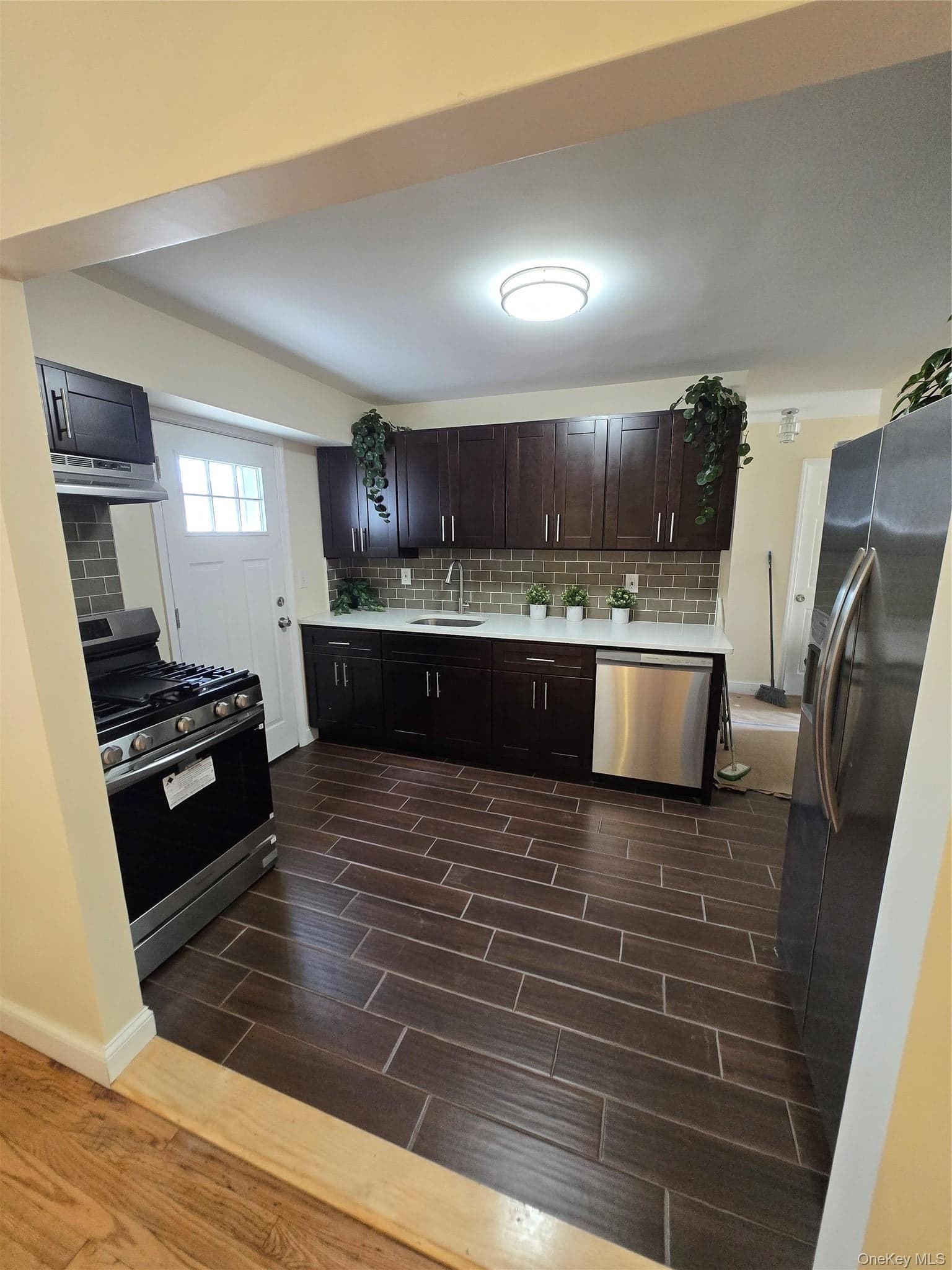 23 Harriman Avenue thumbnail 6