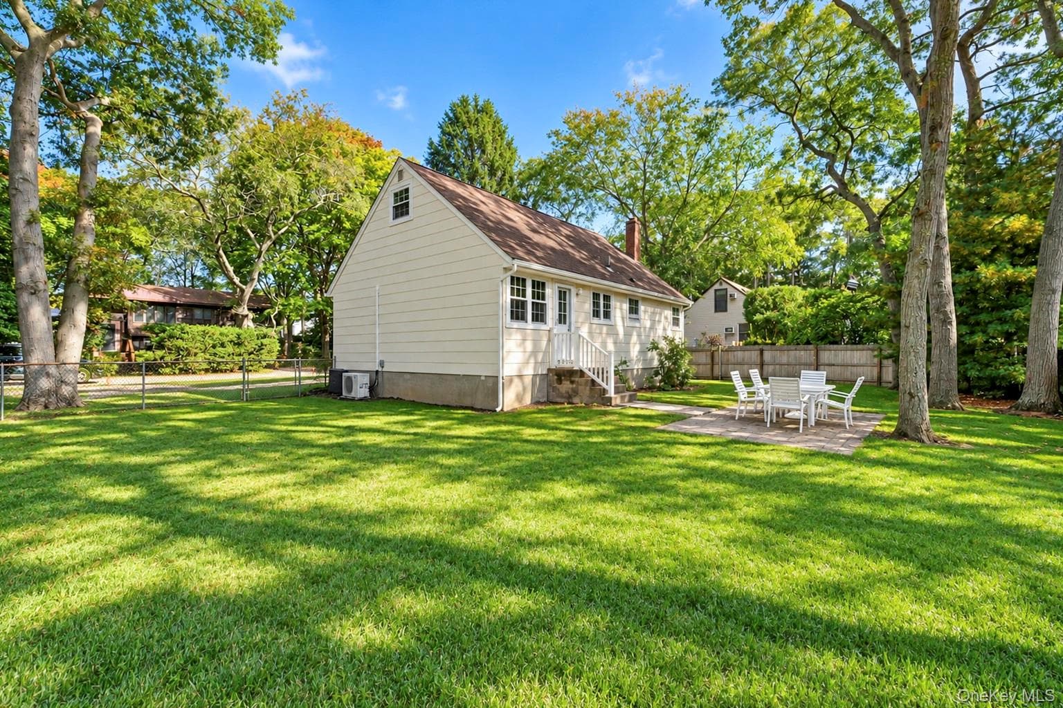 124 Officials Avenue thumbnail 7