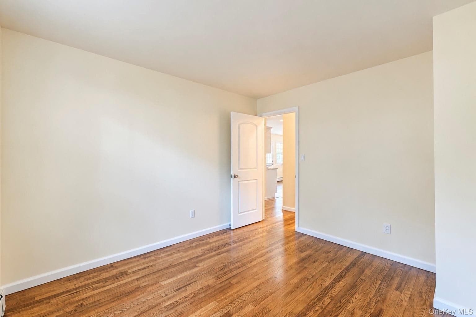 124 Officials Avenue thumbnail 36