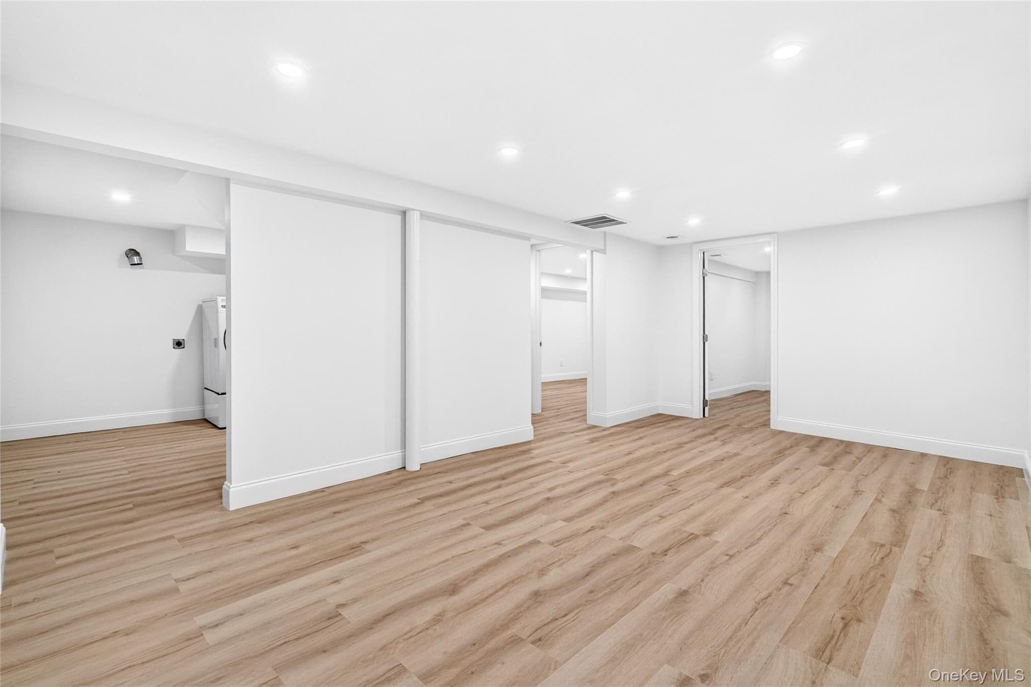 16 Saratoga Road thumbnail 35