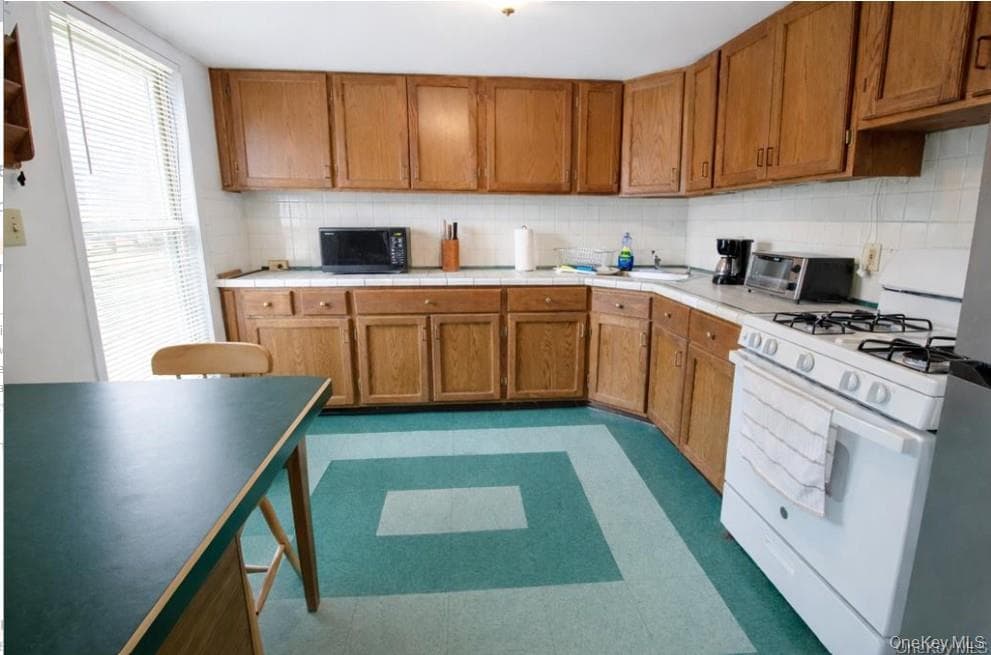 9 Benedict Lane Unit: 5-7 thumbnail 22