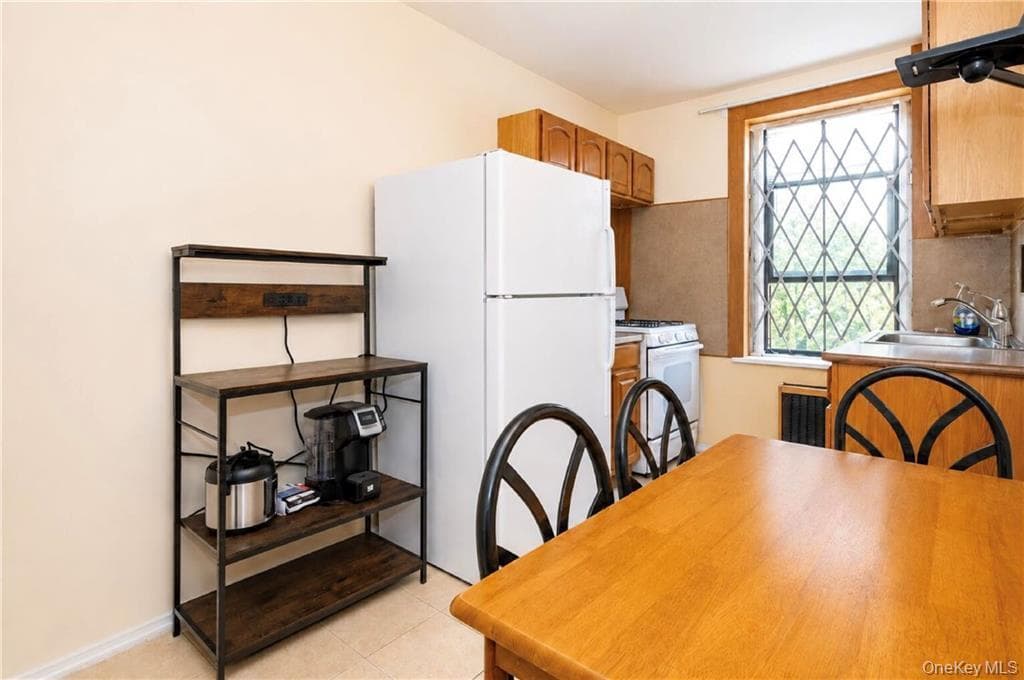 1289 E 19th Street Unit: D4 thumbnail 11
