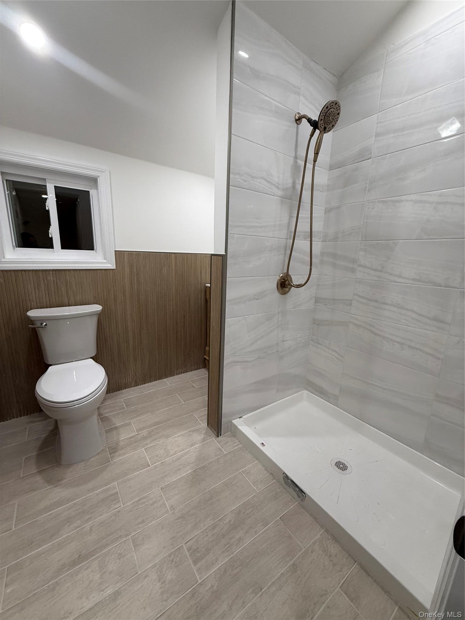 750 Wesley Street thumbnail 19