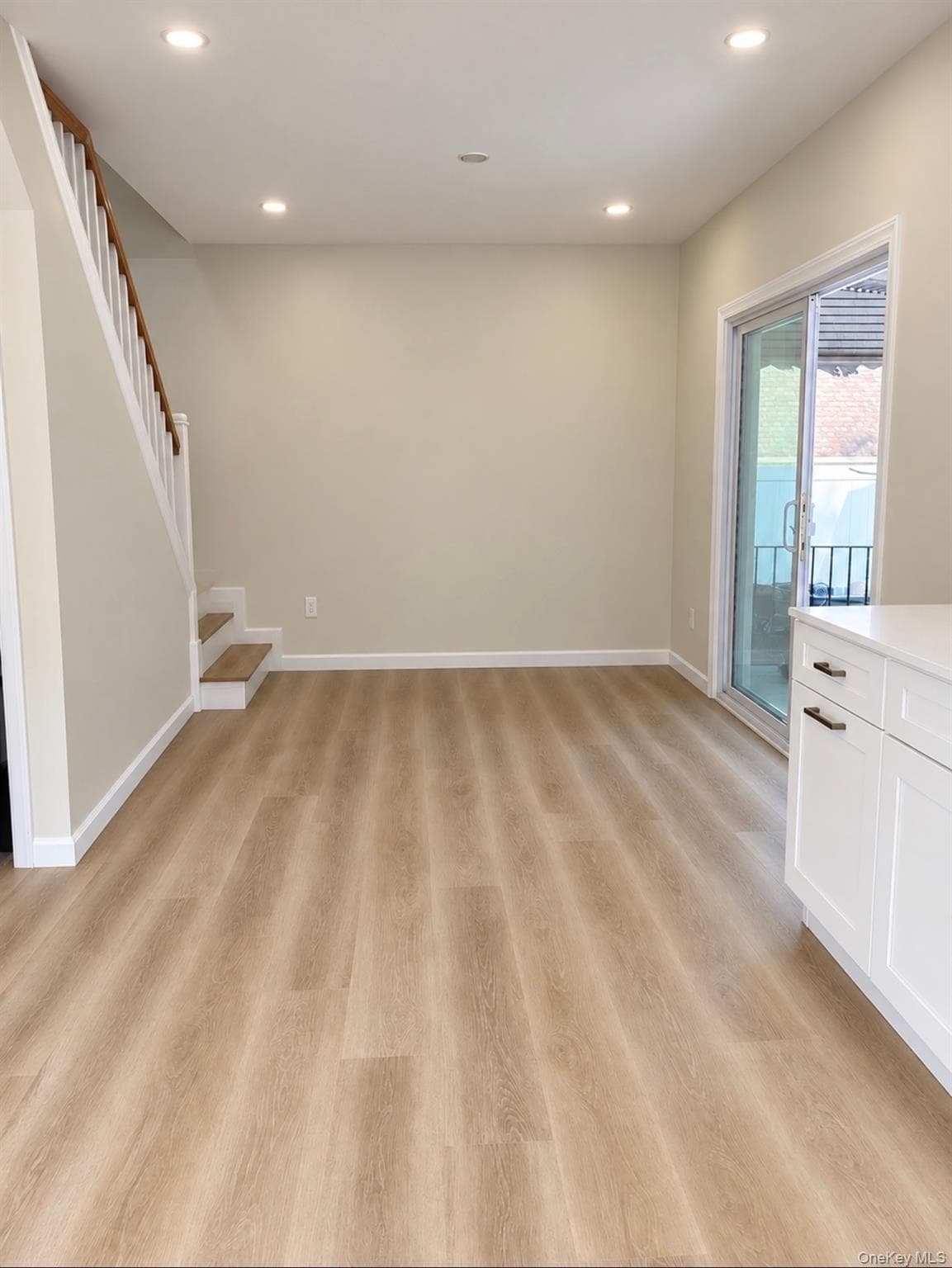 750 Wesley Street thumbnail 9