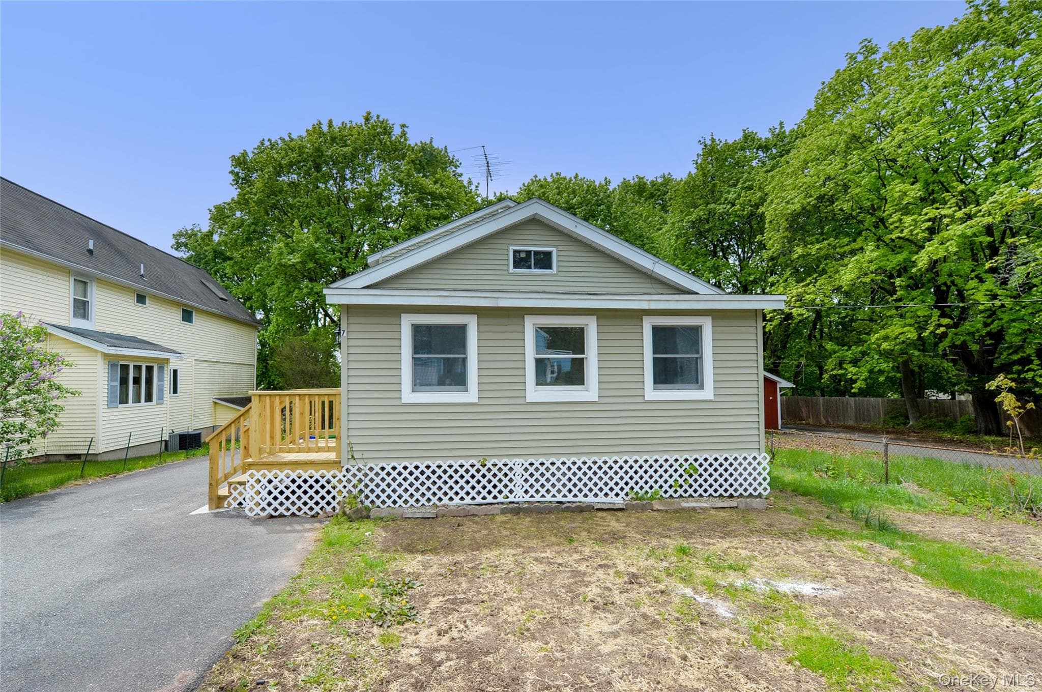 7 Pioneer Avenue, Suffern