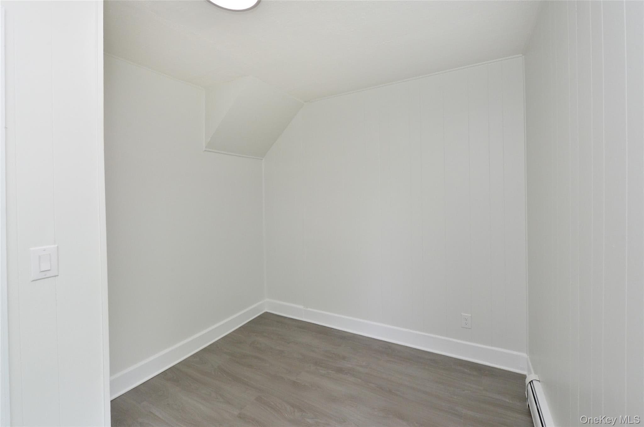 7 Pioneer Avenue thumbnail 16