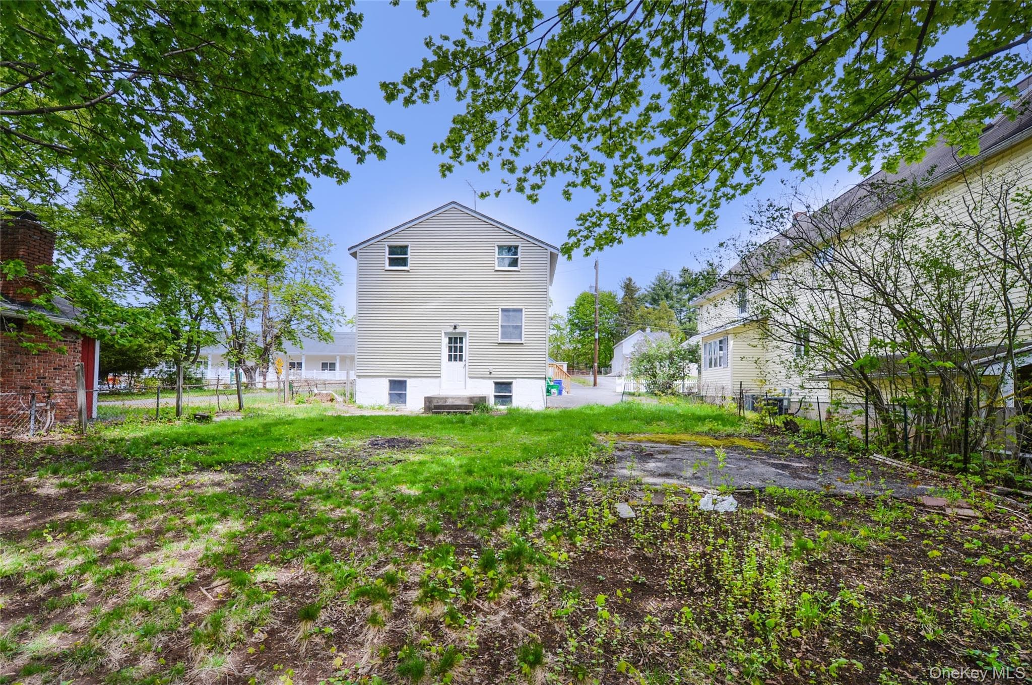 7 Pioneer Avenue thumbnail 5