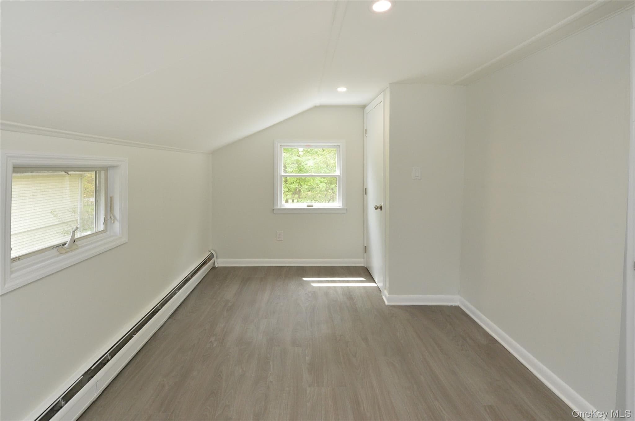 7 Pioneer Avenue thumbnail 21