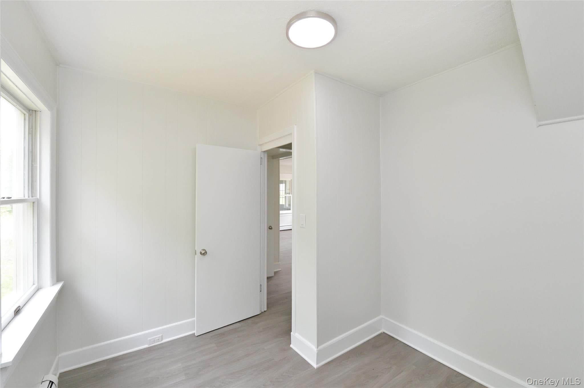 7 Pioneer Avenue thumbnail 17