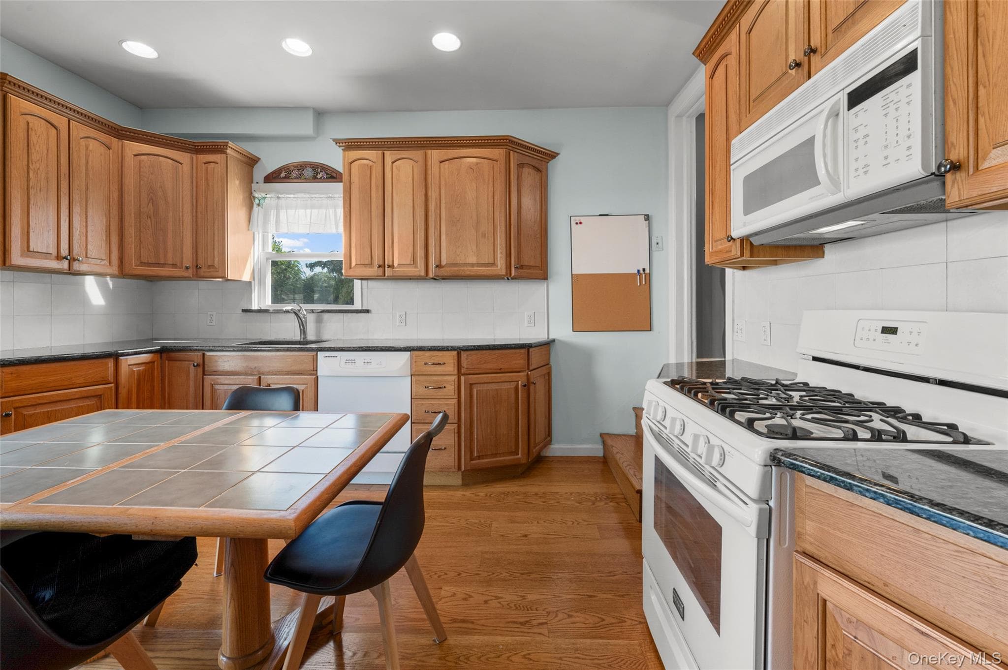 18 Coakley Avenue thumbnail 15