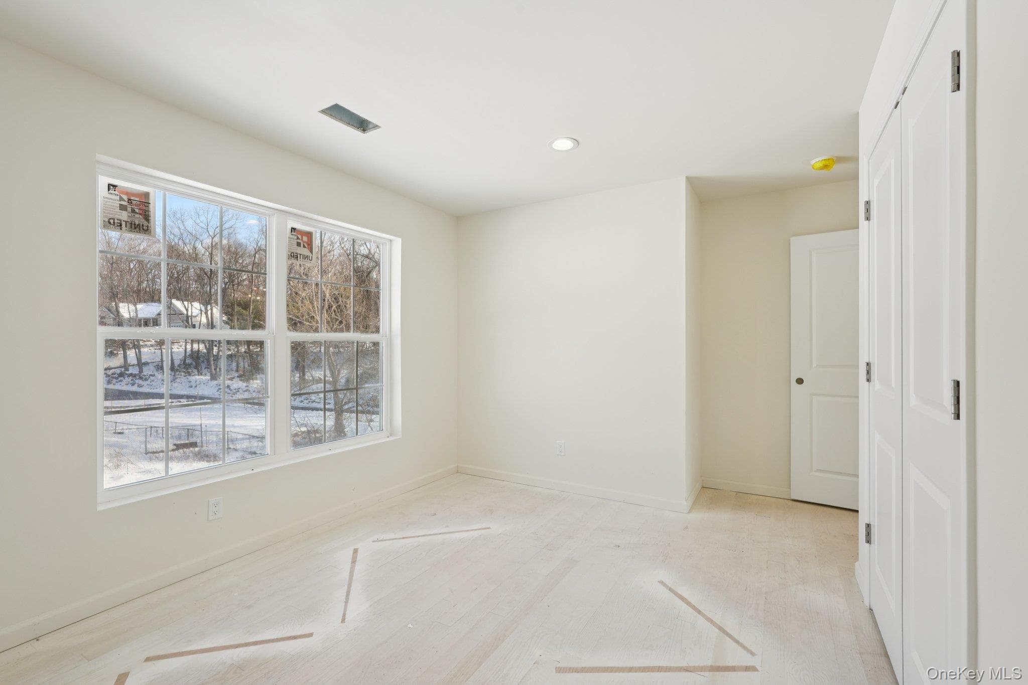 14 Vargas (aka 70 Jessup Ln) Circle thumbnail 28