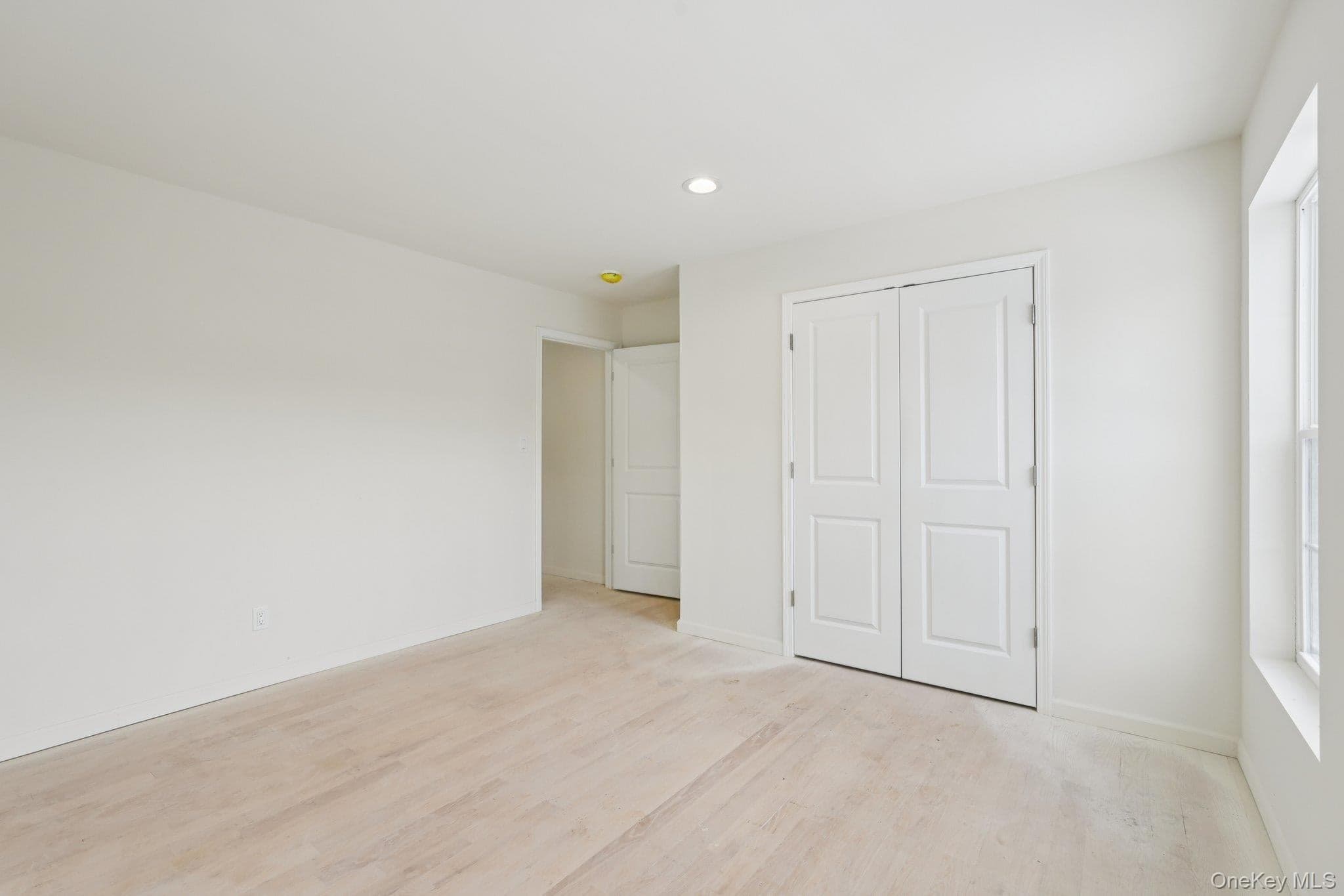 14 Vargas (aka 70 Jessup Ln) Circle thumbnail 24