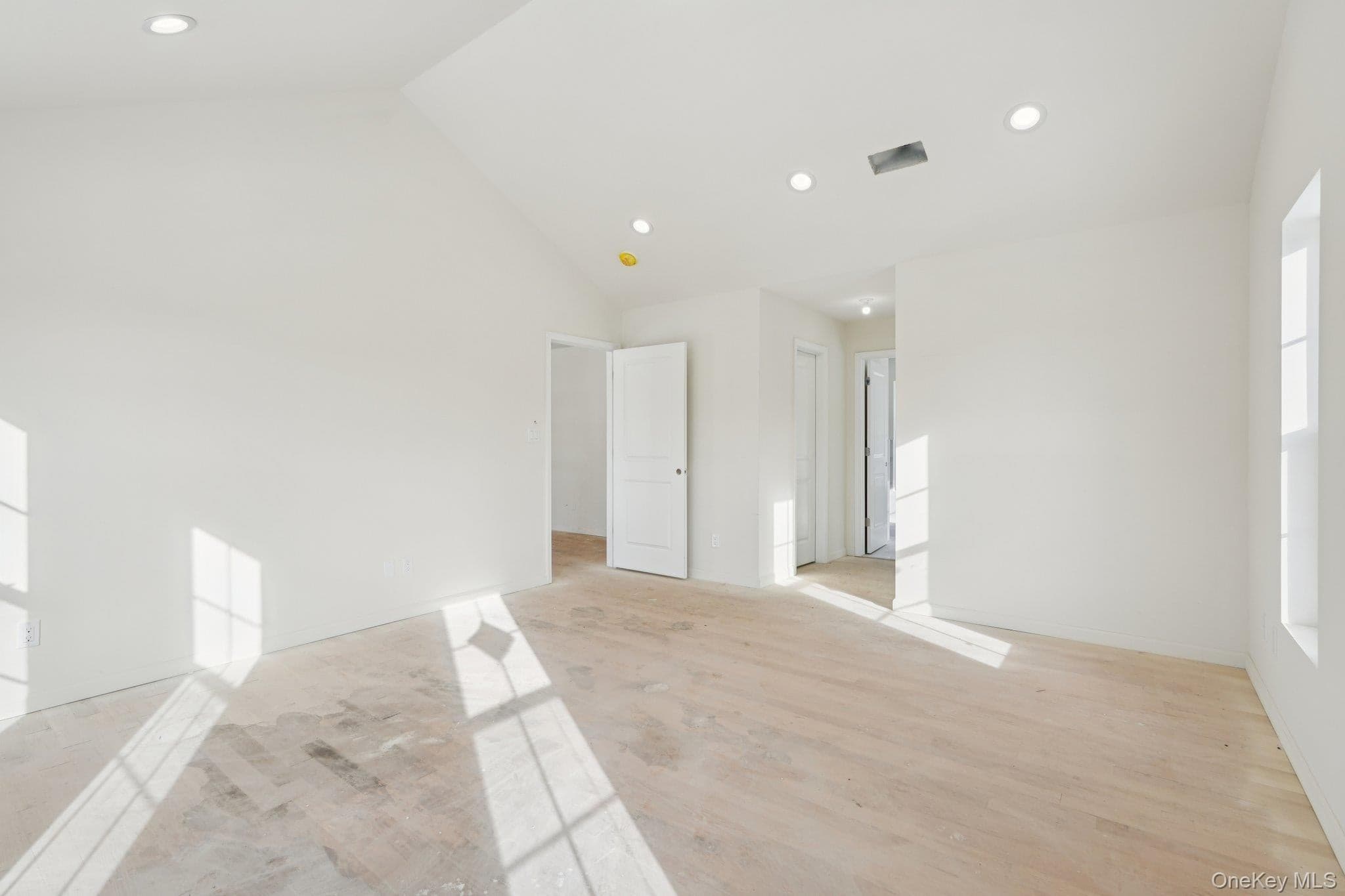 14 Vargas (aka 70 Jessup Ln) Circle thumbnail 36