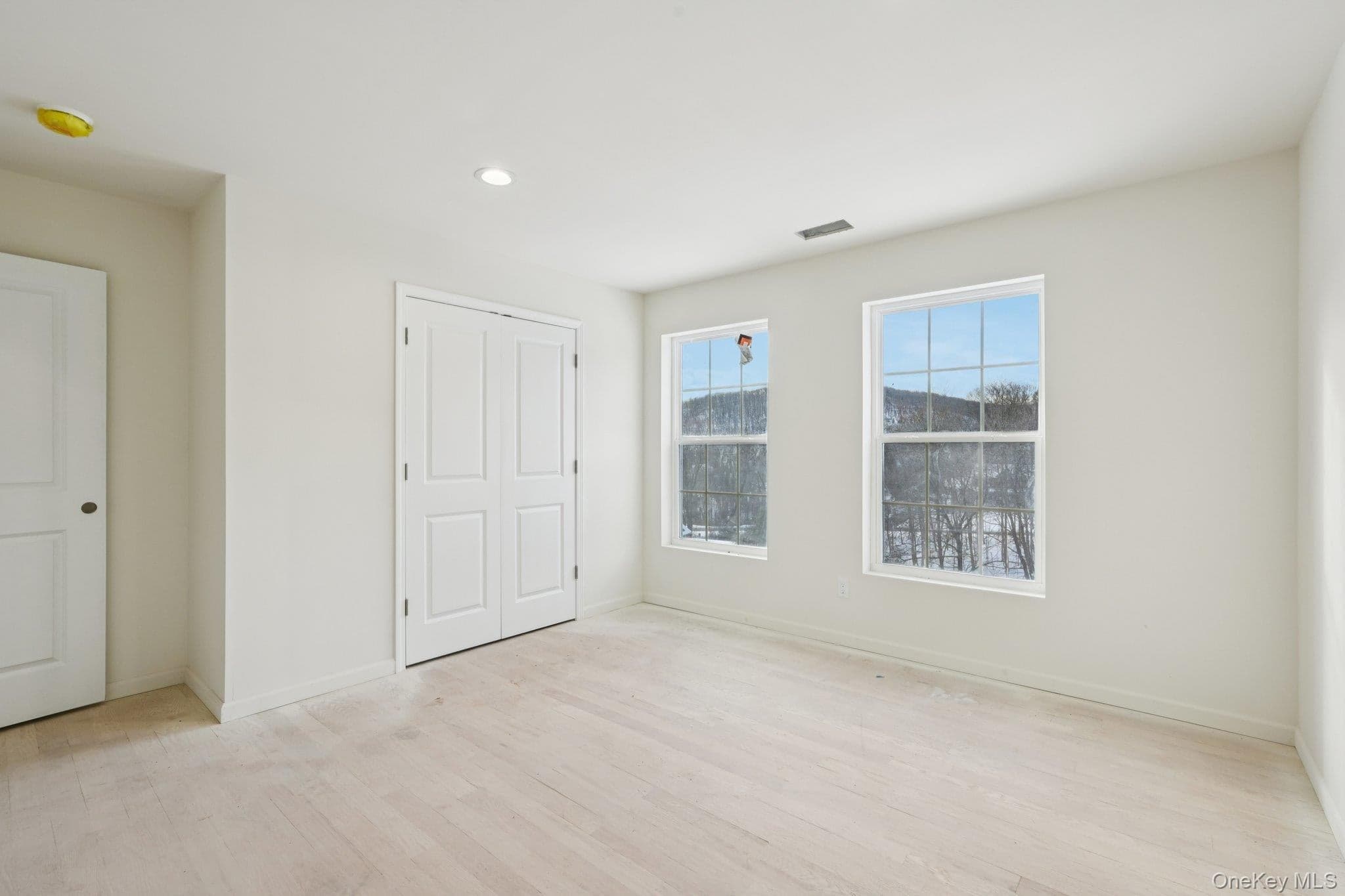 14 Vargas (aka 70 Jessup Ln) Circle thumbnail 23