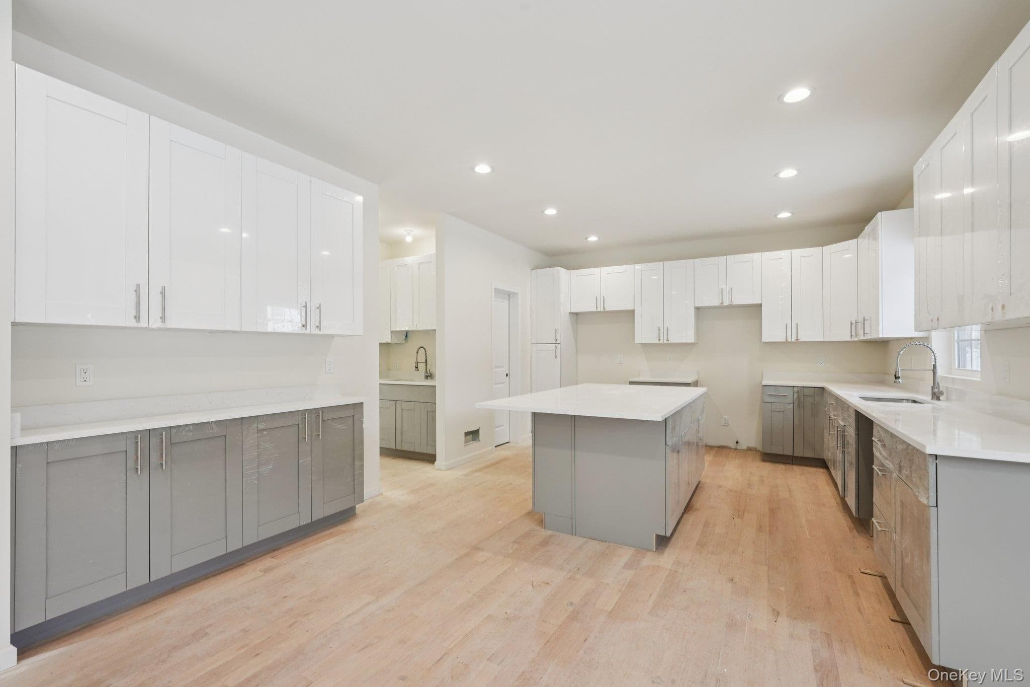 14 Vargas (aka 70 Jessup Ln) Circle thumbnail 8