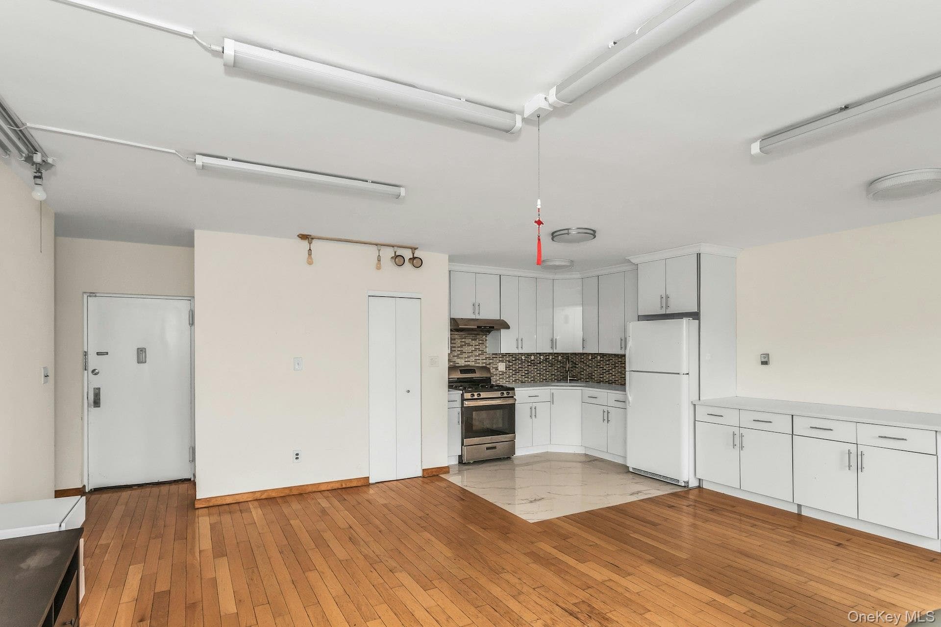 147-45 Barclay Avenue Unit: 5B thumbnail 7