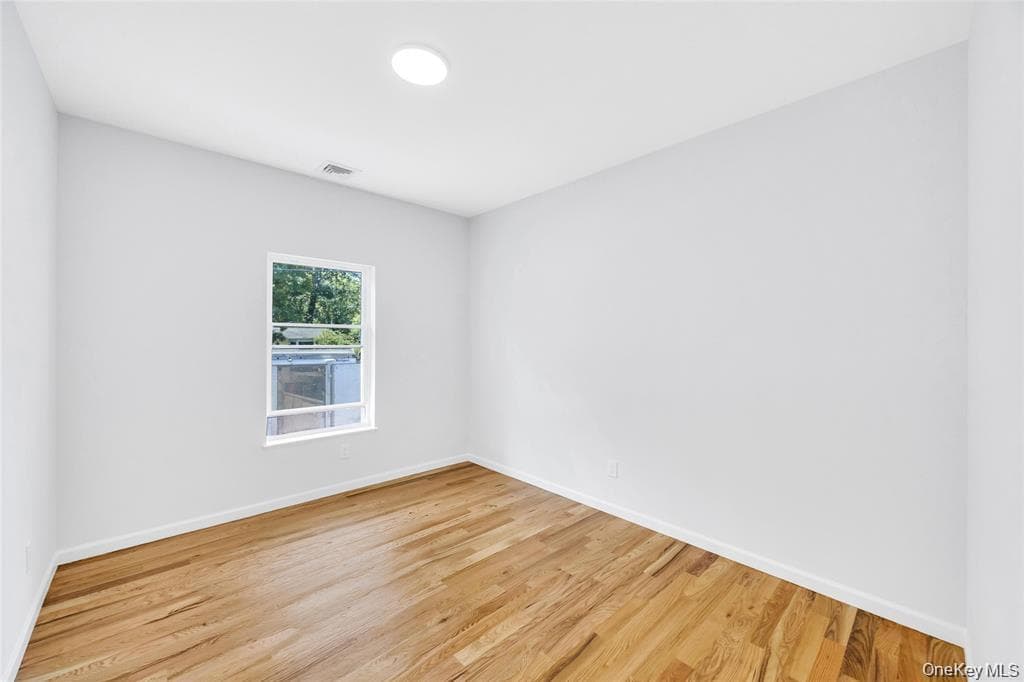 29 Dana Avenue thumbnail 19