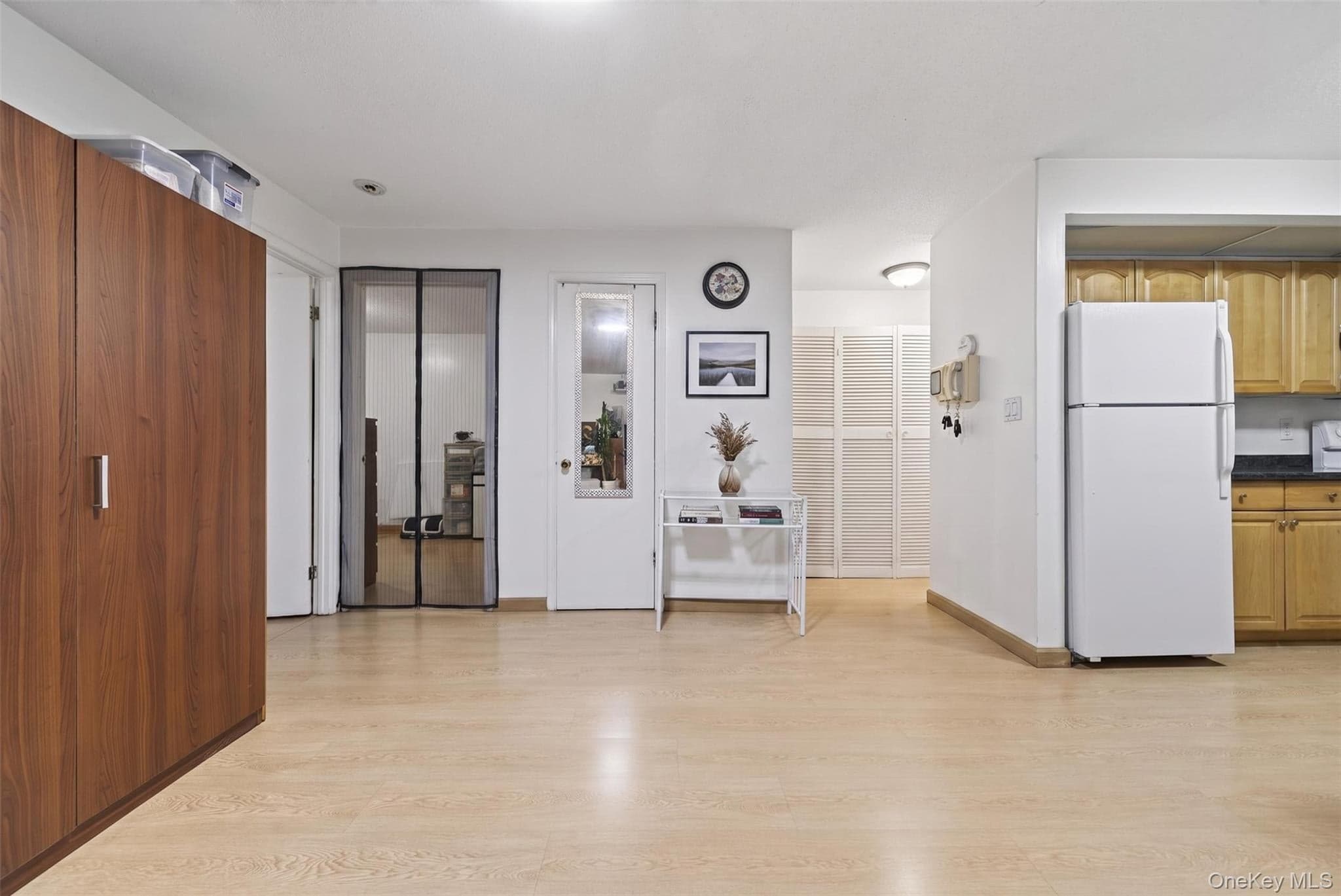140-44 34th Avenue Unit: 2C thumbnail 2