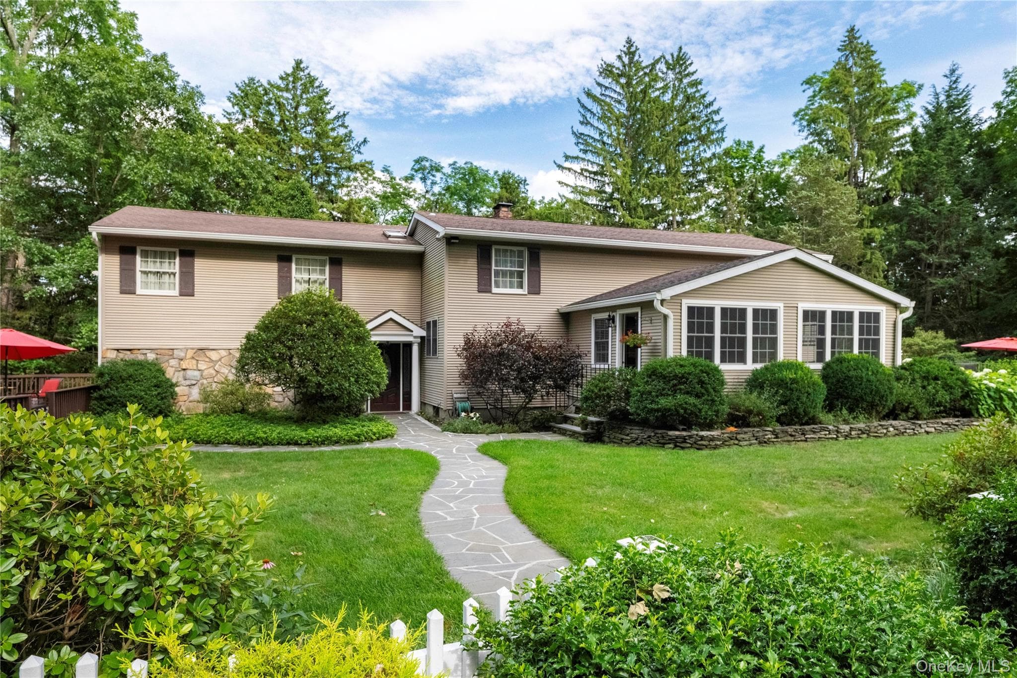 60 Traver Road photo 1
