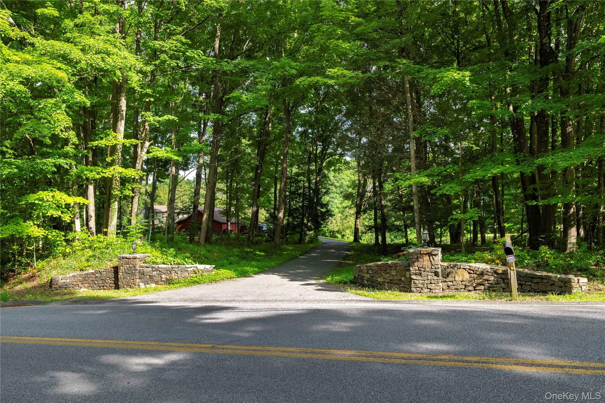 60 Traver Road thumbnail 41