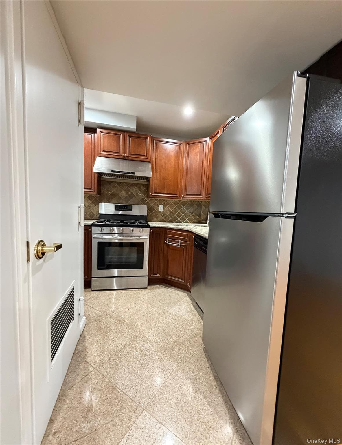 170-12 Highland Avenue Unit: 304 thumbnail 7