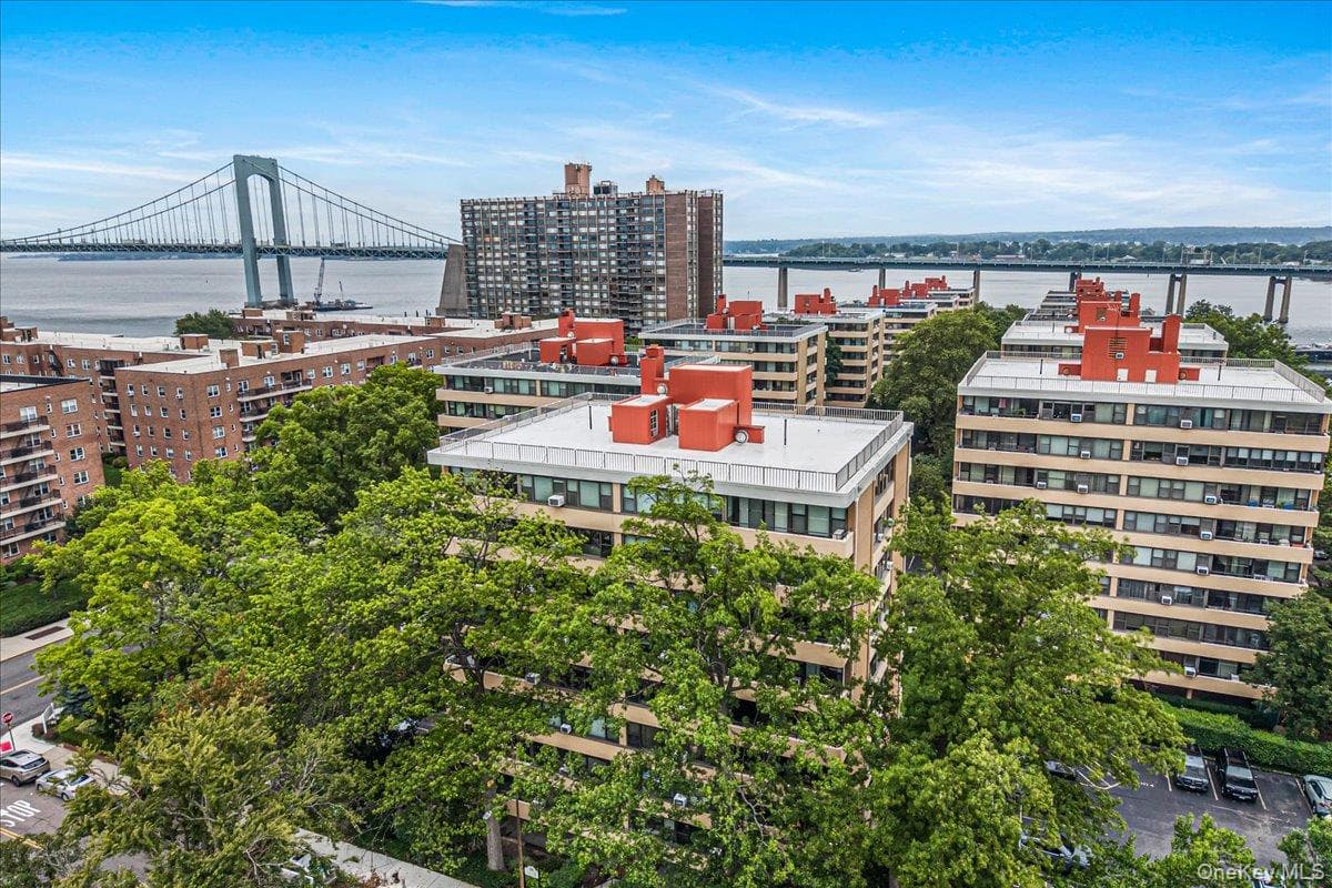 162-10 Powells Cove Boulevard Unit: 7D, Beechhurst