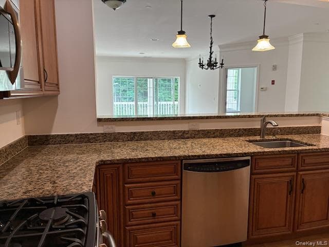 1115 Saratoga Lane thumbnail 5