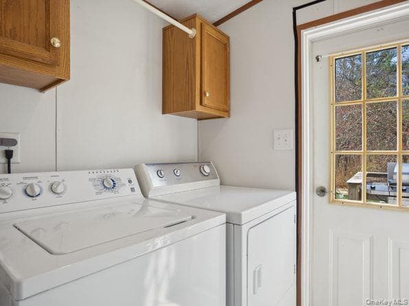 337 Three Mile Harbo Rd Unit: 10 thumbnail 12