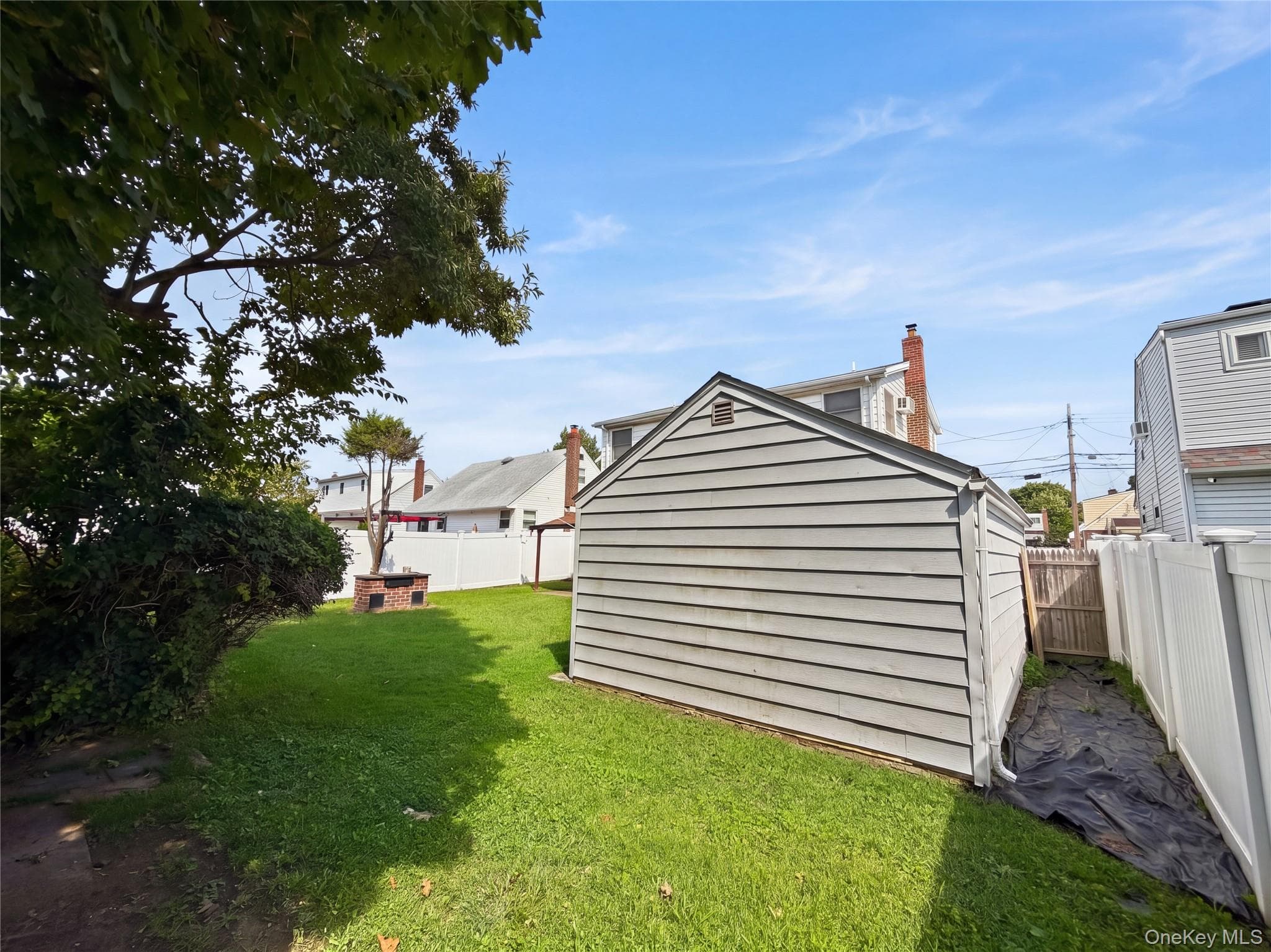 78 Gates Avenue thumbnail 34