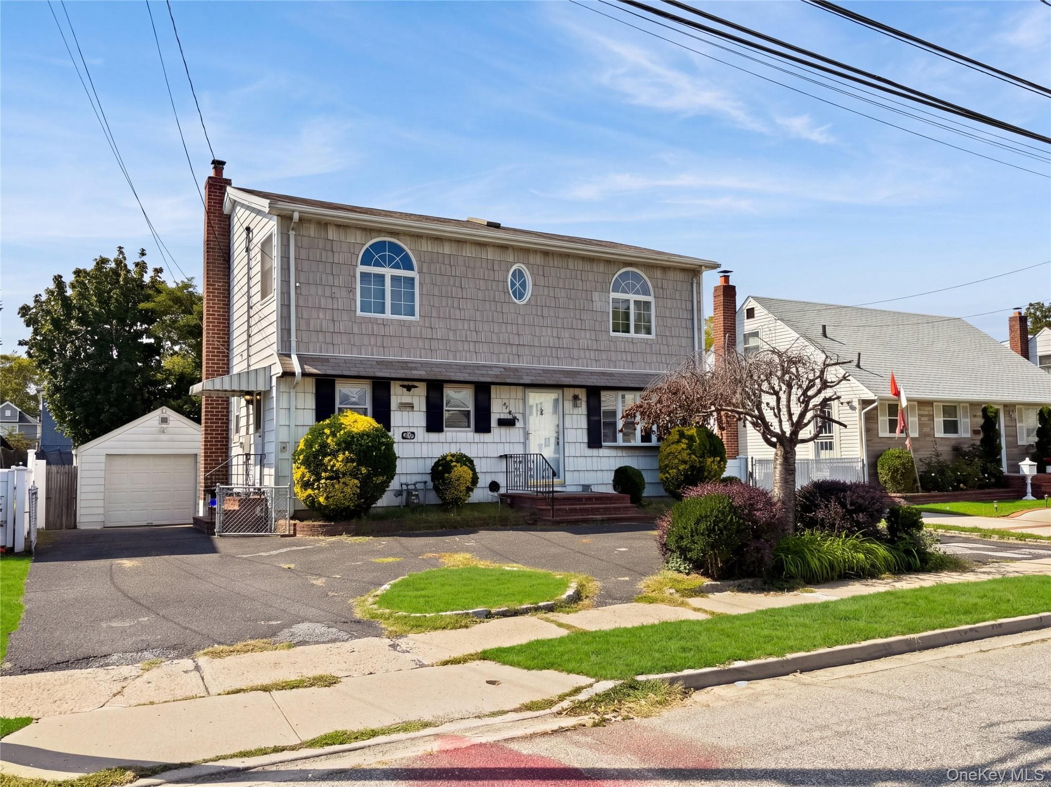 78 Gates Avenue thumbnail 4